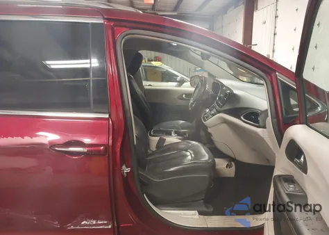 2019 Chrysler Pacifica Touring L from USA, damaged, VIN 2C4RC1BG0KR596766